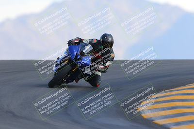 media/Oct-03-2022-Moto Forza (Mon) [[5f077a3730]]/Advanced Group/Session 5 (Turn 12)/